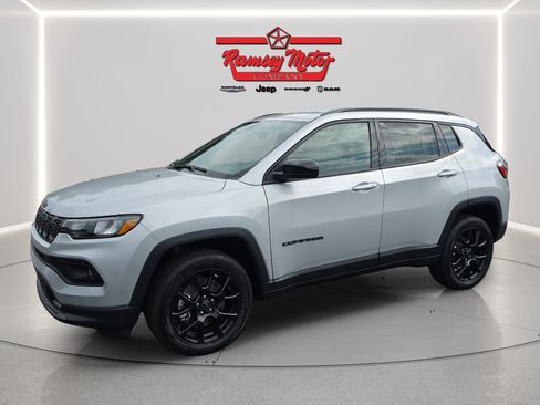 New 2026 Jeep Compass Latitude AWD/4WD image 1