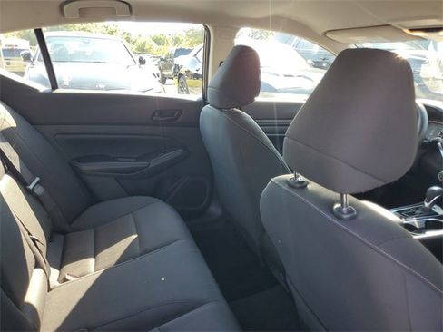 Used 2024 Nissan Altima 2.5 SV image 28