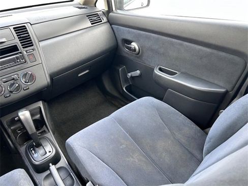 Used 2011 Nissan Versa Sedan image 12