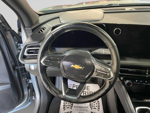 Certified 2025 Chevrolet Traverse LT AWD/4WD image 22