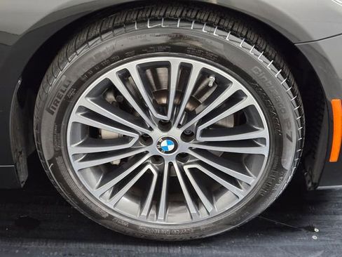 Used 2019 BMW 530i 530i w/ Convenience Package image 9