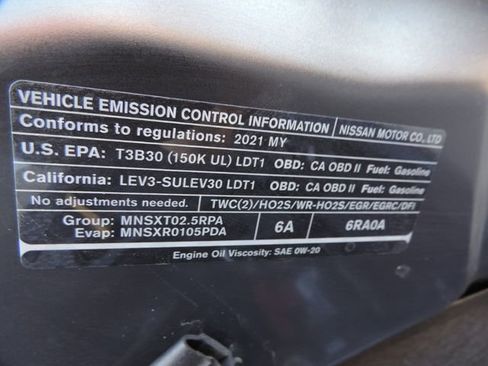 Used 2021 Nissan Rogue SV image 21