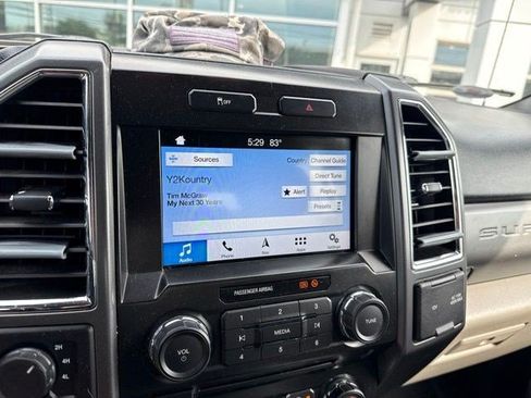 Used 2017 Ford F350 XLT AWD/4WD image 18