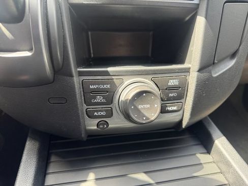 Used 2014 Honda Pilot Touring image 24