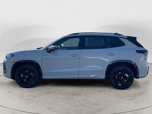 New 2026 Volkswagen Tiguan SE R-Line AWD/4WD image 2