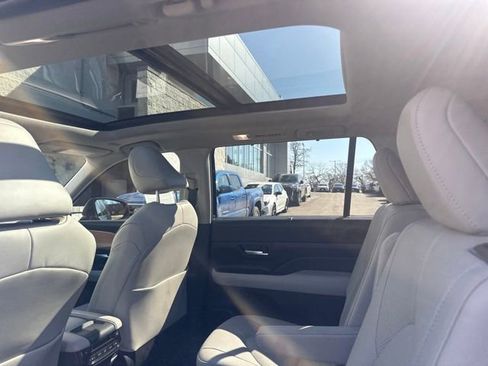 Used 2026 Toyota Grand Highlander LE image 20