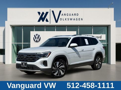 Used 2024 Volkswagen Atlas SEL AWD/4WD image 1