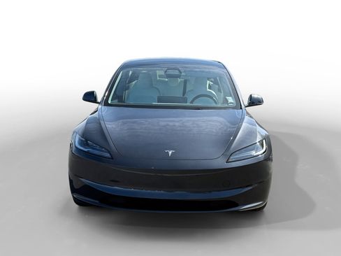 Used 2025 Tesla Model 3 Long Range RWD image 8