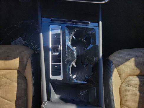 New 2026 Volkswagen Atlas Cross Sport SE image 19