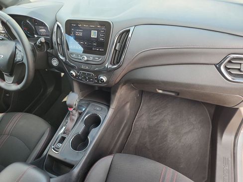 Used 2024 Chevrolet Equinox RS FWD image 27