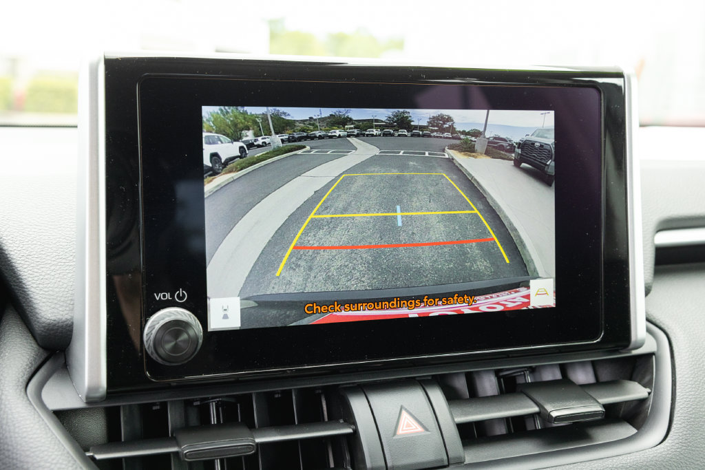 Certified 2025 Toyota RAV4 LE FWD image 18