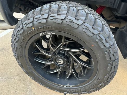 Used 2015 GMC Sierra 3500 Denali AWD/4WD image 10