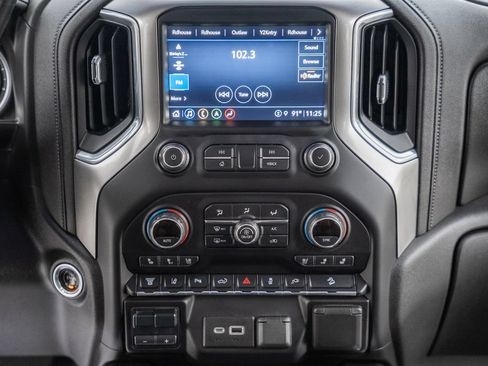 Used 2021 Chevrolet Silverado 3500 LTZ w/ LTZ Premium Package AWD/4WD image 28