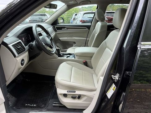 Used 2023 Volkswagen Atlas SEL AWD/4WD image 13