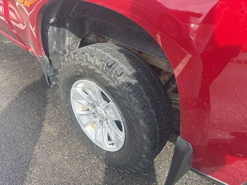 Used 2022 Chevrolet Silverado 1500 LT image 9