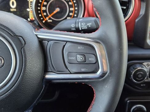 Certified 2023 Jeep Gladiator Rubicon w/ Cold Weather Group image 30