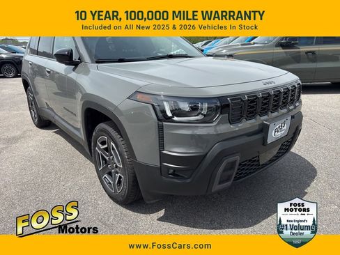 New 2026 Jeep Cherokee Laredo AWD/4WD image 1