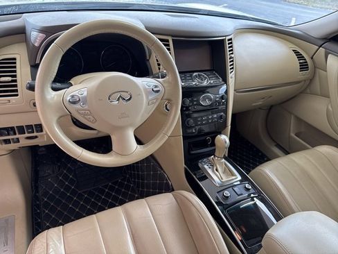 Used 2015 INFINITI QX70 AWD w/ Premium Package image 8