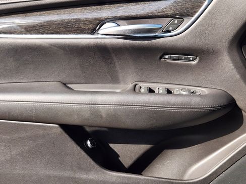 Used 2020 Cadillac XT5 Premium Luxury FWD image 21