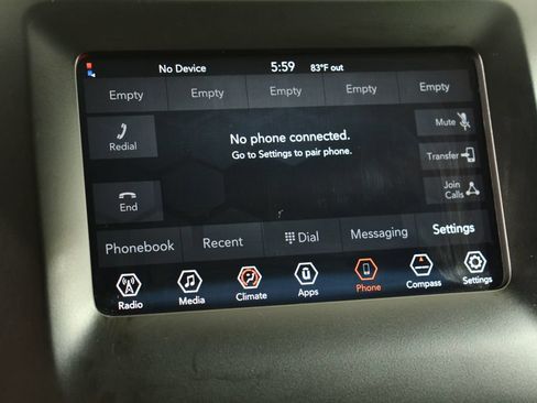 Used 2020 Jeep Cherokee Latitude Plus AWD/4WD image 29