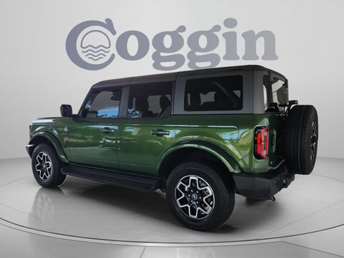Certified 2025 Ford Bronco Outer Banks AWD/4WD image 3
