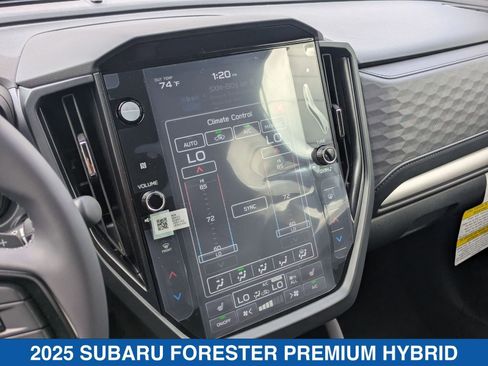 Certified 2025 Subaru Forester Premium AWD/4WD image 24