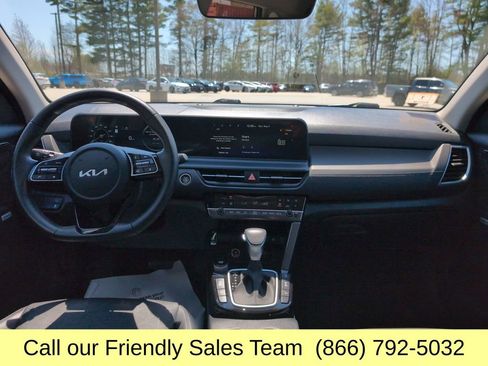 Used 2024 Kia Seltos SX w/ SX Sunroof Package AWD/4WD image 14