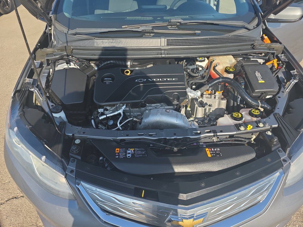 Used 2018 Chevrolet Volt LT FWD image 19