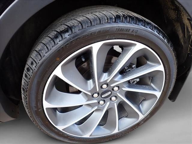 Used 2023 Lincoln Nautilus Reserve w/ Equipment Group 201A AWD/4WD image 7