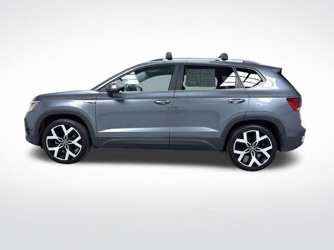 Used 2023 Volkswagen Taos SEL AWD/4WD image 3
