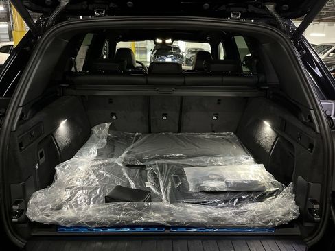 New 2026 BMW X5 xDrive50e image 24