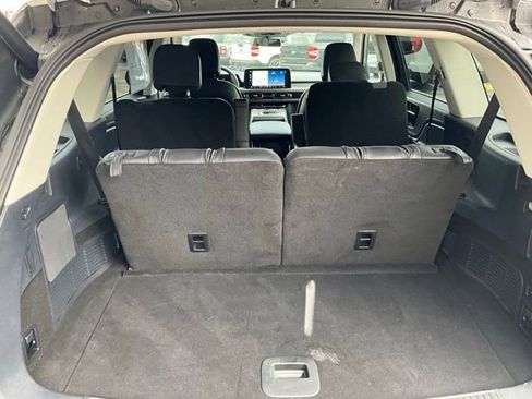 Used 2025 Lincoln Aviator 2WD w/ Equipment Group 101A image 12