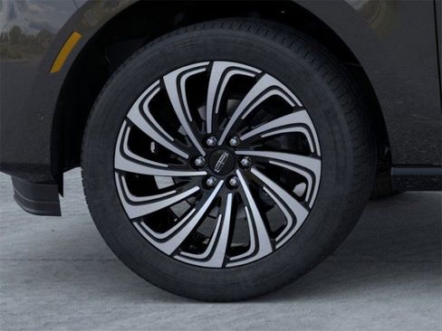 New 2026 Lincoln Navigator L Black Label image 19