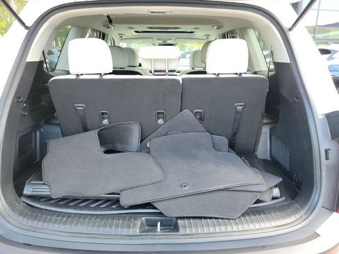 Used 2022 Kia Telluride S FWD image 6