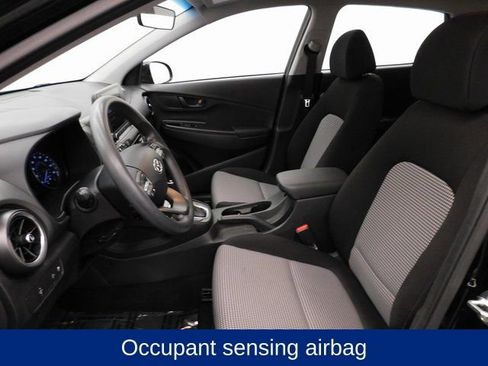 Used 2023 Hyundai Kona SE image 26