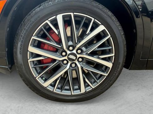 Certified 2022 Cadillac XT6 Sport w/ Technology Package AWD/4WD image 25
