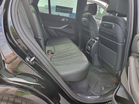 Used 2026 BMW X5 xDrive40i w/ Executive Package image 32
