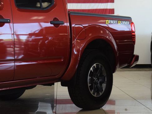 Used 2015 Nissan Frontier Desert Runner RWD image 17