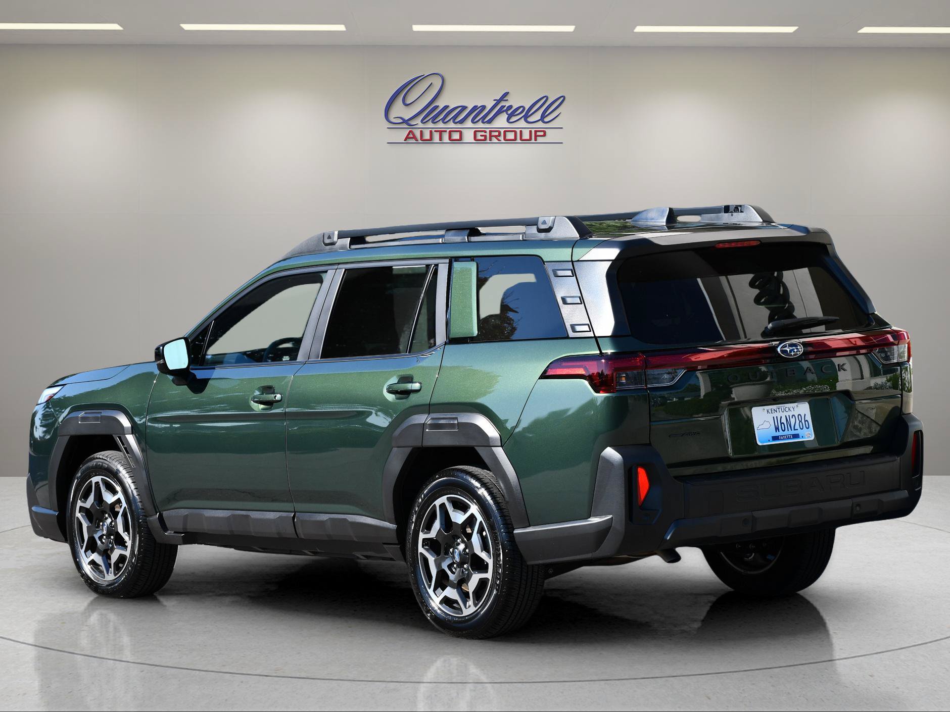 Certified 2026 Subaru Outback Touring AWD/4WD image 6