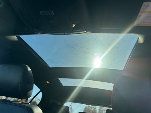 Used 2017 Mercedes-Benz GLA 250 4MATIC image 7