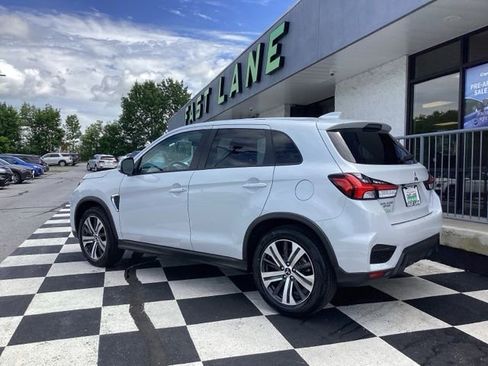 Used 2025 Mitsubishi Outlander Sport SE AWD/4WD image 8
