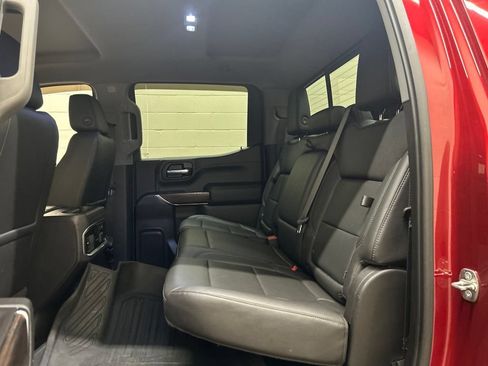 Used 2019 GMC Sierra 1500 SLT w/ SLT Premium Plus Package AWD/4WD image 8