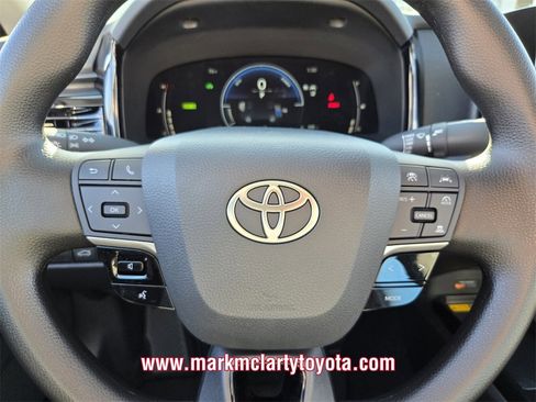 New 2026 Toyota Camry LE image 19