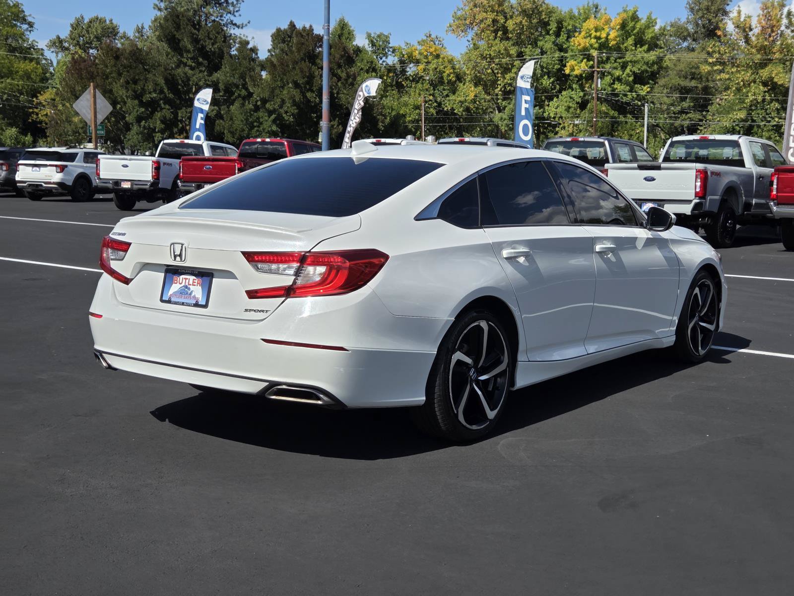 Used 2019 Honda Accord Sport image 5
