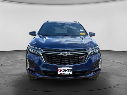 Used 2022 Chevrolet Equinox RS w/ Infotainment Package AWD/4WD image 3