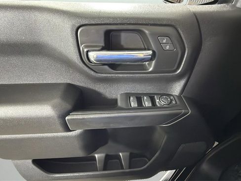 Used 2023 Chevrolet Silverado 1500 Custom image 25