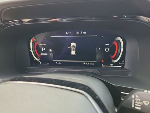 New 2026 Nissan Pathfinder Platinum FWD image 14