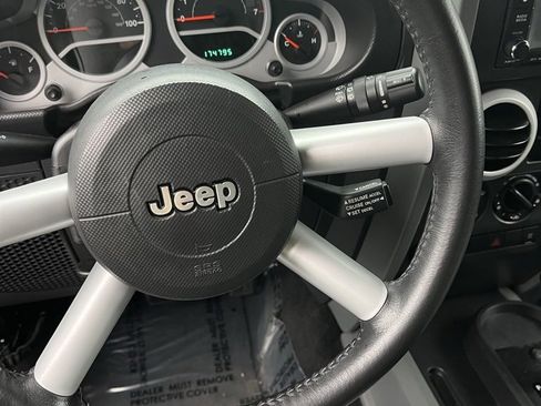 Used 2008 Jeep Wrangler Unlimited Sahara w/ Dual Top Group image 7