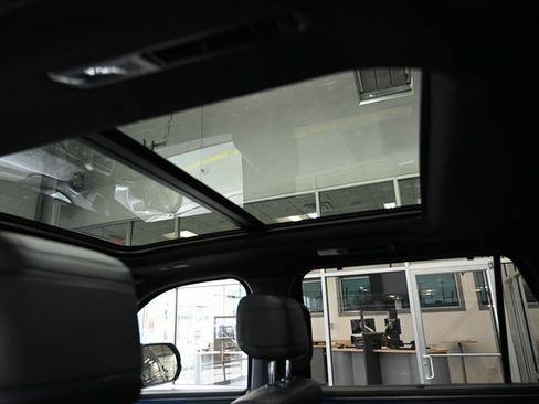 Used 2023 Toyota Sequoia Platinum image 20