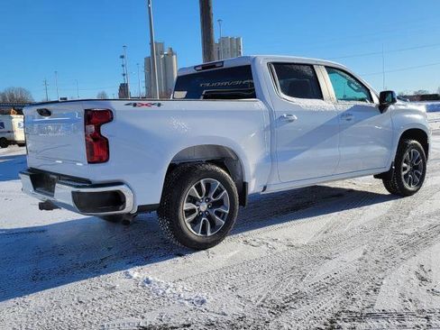 New 2026 Chevrolet Silverado 1500 LT image 2